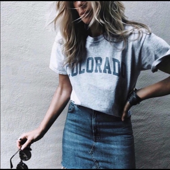 Surprise Vintage Graphic Tee’s - Picture 3 of 7